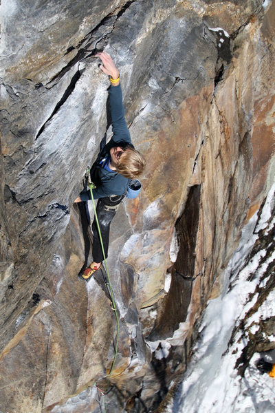 kevin making the reach... dont worry he's tough he doesnt need the good part of the hold :)