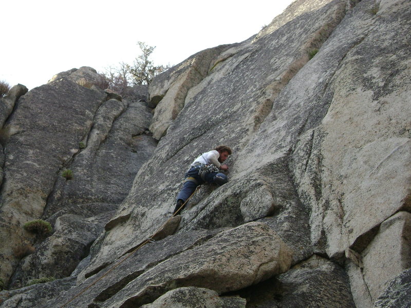 Fiddling in small gear from a stance after cruising up the initial slab.