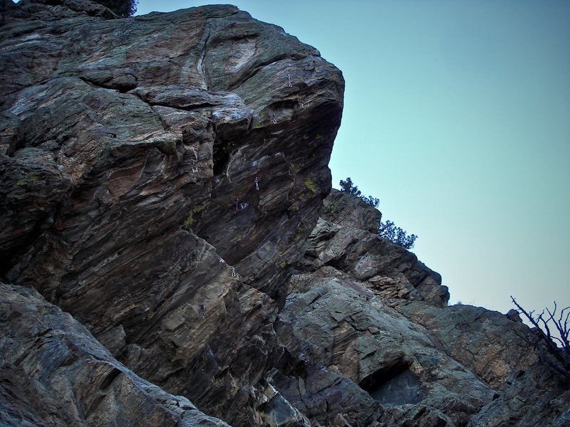 Photo beta for "The Guppy" formation and its 1st route "Spinner Bait." More to come from this wall!<br>
<br>
Photo and graphics by: Luke Childers.