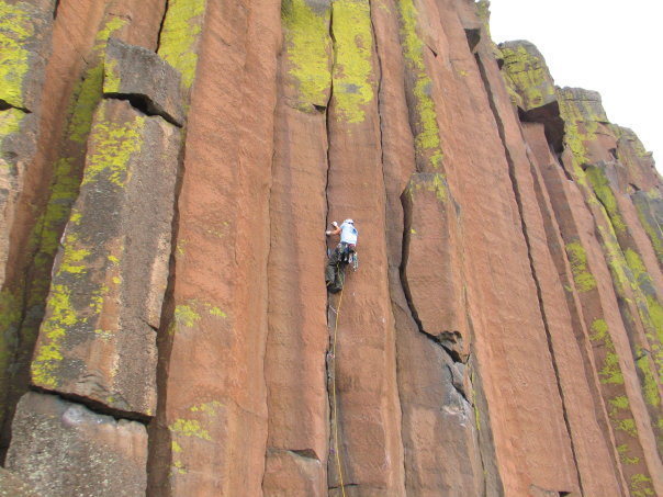 Thad Arnold redpoints California Weakender. To access the twin cracks of Question Air Box, climb on top of the column to the right of Thad.