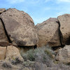 Wide Crack Boulders.<br>
Photo by Blitzo.