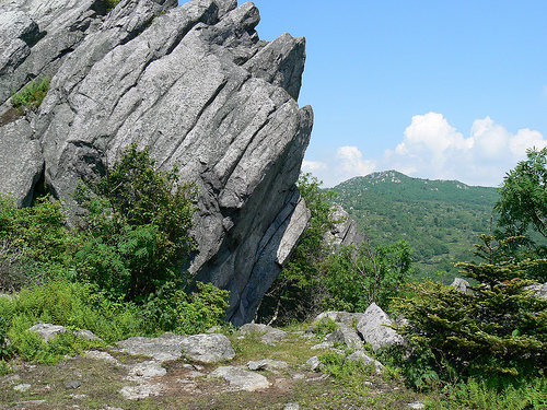 The "Sunset Arete" (v1)...another beautiful highball in the Highlands area at GHSP V.A,