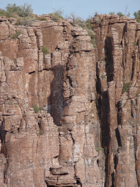 Chawn Harlow leading P3 of the Shmotem Pole; Geir on belay.