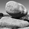 A balanced boulder.<br>
Photo by Blitzo.