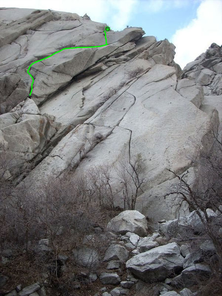 Alternate finish to King Lizard. Use long to extra long runners everywhere to mitigate the inevitable rope drag. This should include more climbing with gear.