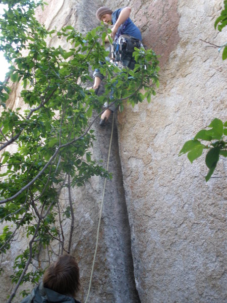 Fun short ow lieback crack straight across from "Vote for Pedro". Prbably about 5.8. A bit sketchy belaying second up and downclimbing off.