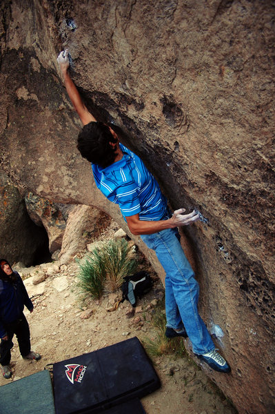 Andrew makes the big reach on 'Lawnmower Man' v7