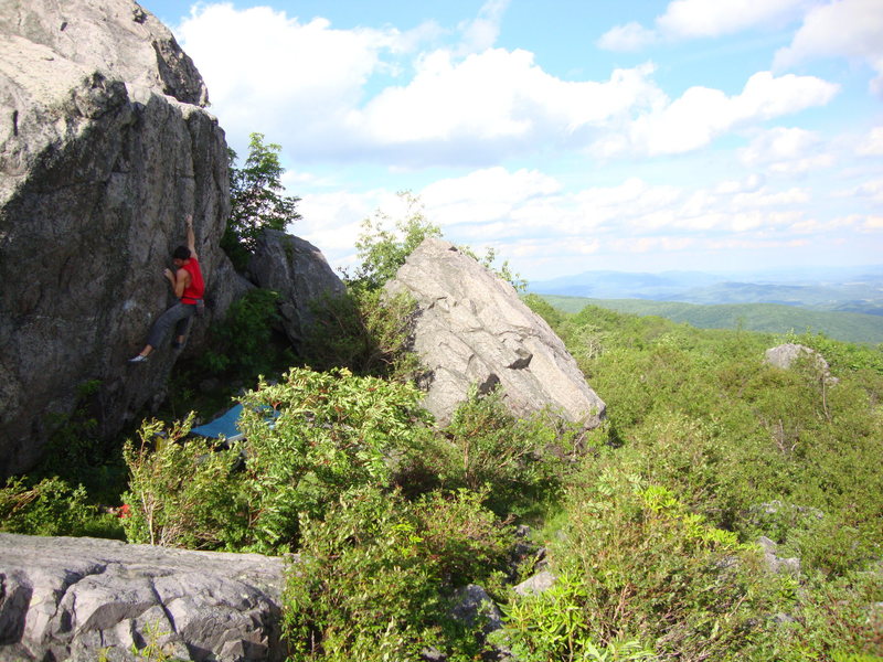Aaron Parlier on Horizon Line (v6)