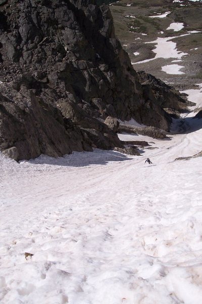 Lower portion of the couloir. Small debris runnel. Start the climb early to avoid rockfall!