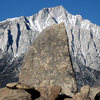 Shark's Fin and Lone Pine Peak.<br>
Photo by Blitzo.