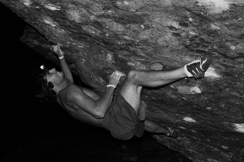 Steve Lovelace crimpin some little nasties on "Casual-Tees" (v5) on the AVP Boulder, AVP Area, GHSP Va