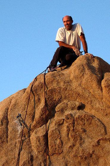 Todd Gordon enjoying the summit.<br>
Photo by Blitzo.