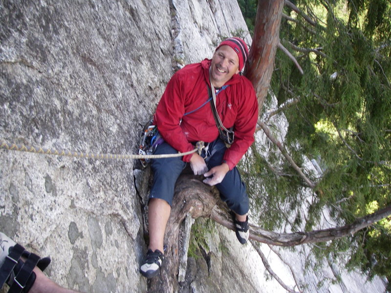 Super-cool tree belay at the base of the Split Pillar