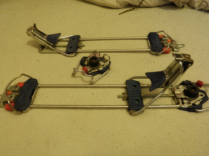 Silvretta 303 AT Ski Bindings. Compatible with Mountaineering and Ice Climbing Boots.