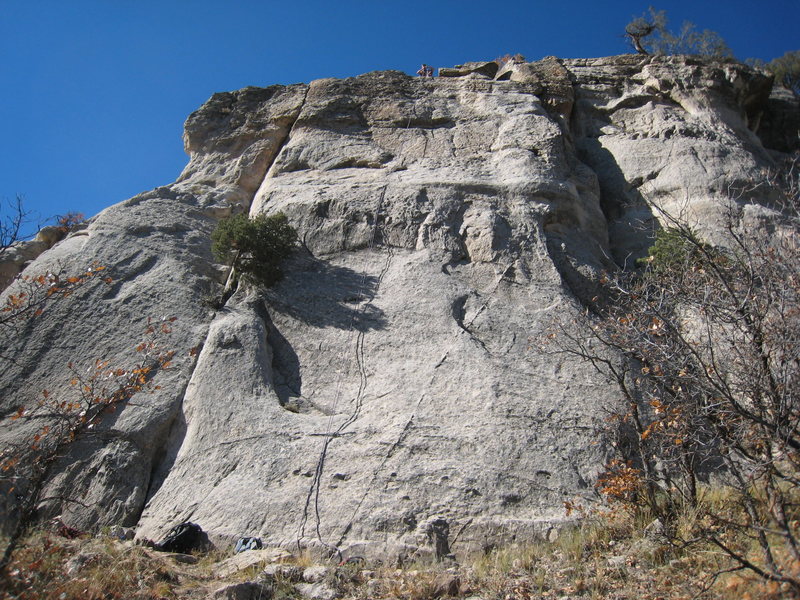 Thin Crack on the left, Ken's Face and Wide Crack on the right.