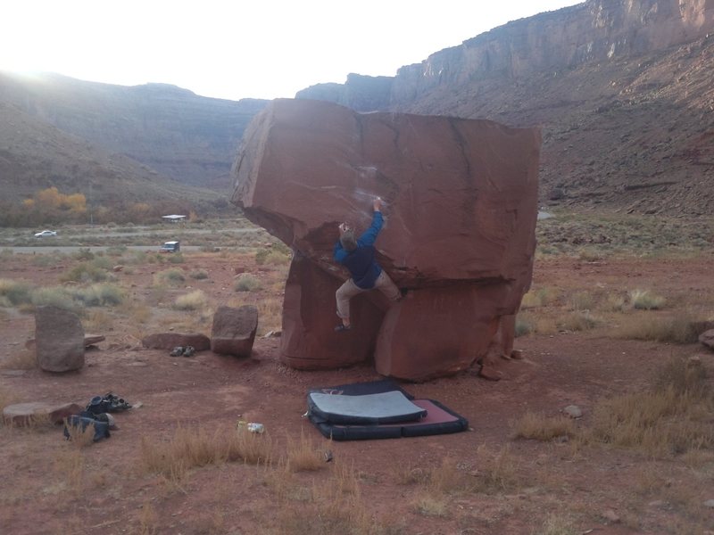 V5 at block top