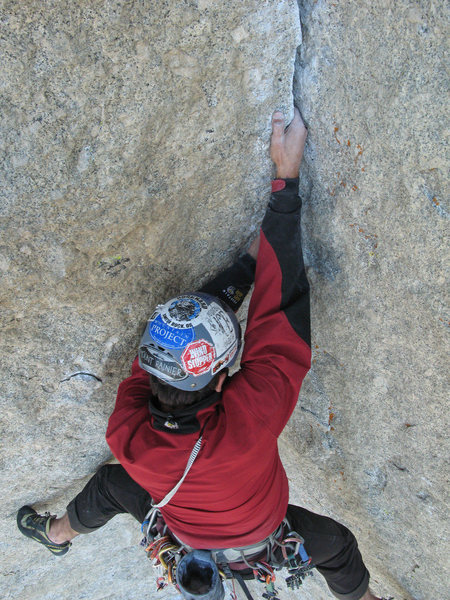 Darek nearing the top of the crack.