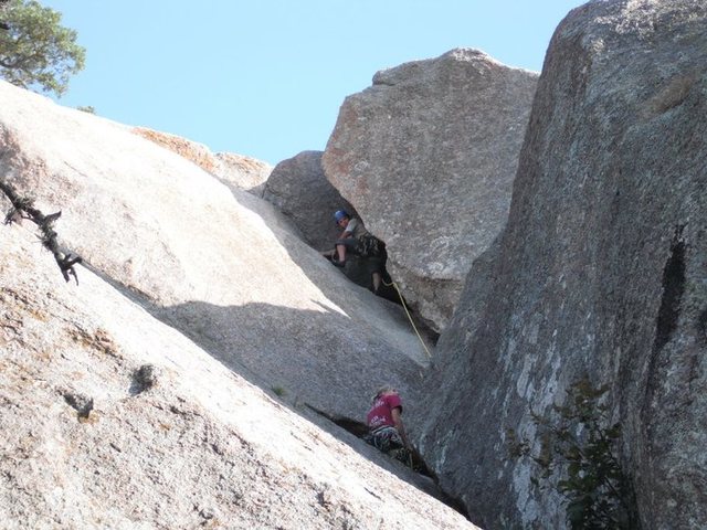 Doing Smorgasbord as a 2 pitch, skipping the undercling flake and running it out straight for the anchors.