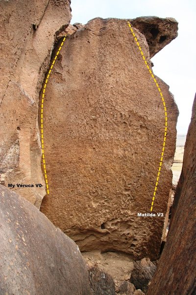 Cracks on the Rim Right Side Left End Topo