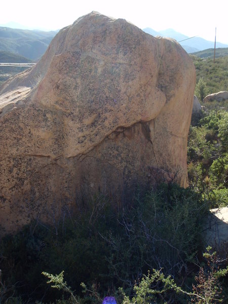 Small Bar on Library Rock<br>
(strait up the face, past undercling, to highest point on rock)