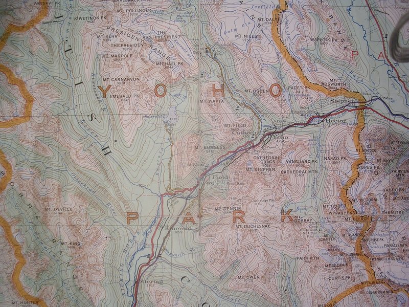 Old Yoho Map<br>
contour interval: 250 feet<br>
six mile grid<br>
one inch = two miles