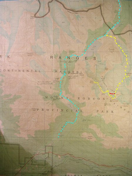 Kain Face Map<br>
contour interval: 100 feet<br>
one kilometer grid<br>
<br>
Light Blue - Berg Lake Trail<br>
Yellow - Robson Glacier/Kain Face<br>
Red - Mousetrap Variation<br>
<br>
