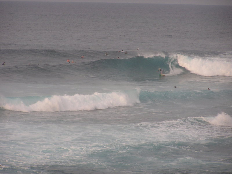 Holiday surf on Maui
