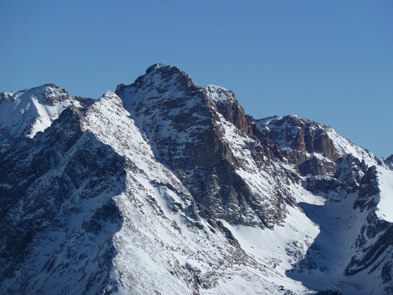 Pigeon Peak from North Twilight. Walls behind and to the right of Pigeon are on the W face of Mt Eolus' SW ridge.