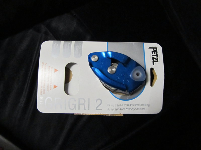 Here is how the GriGri2 is packaged.