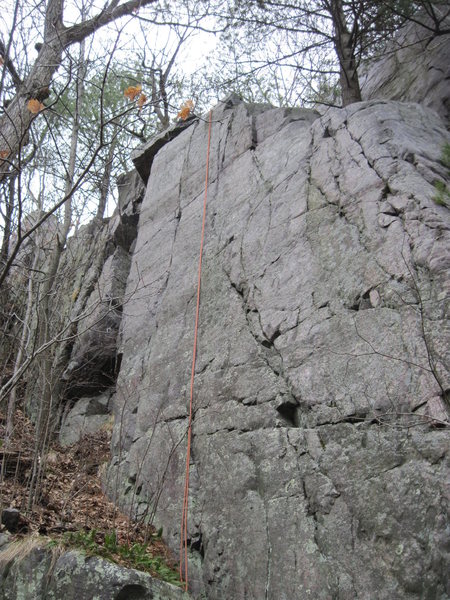 Left angle crack. Goes straight up near the top.