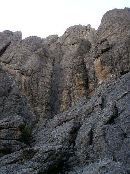 This photo was taken from the 5/6 gulley, also called The Amphitheater. Beethoven's Fifth follows the prominent, right-leaning crack at the top of the photo.