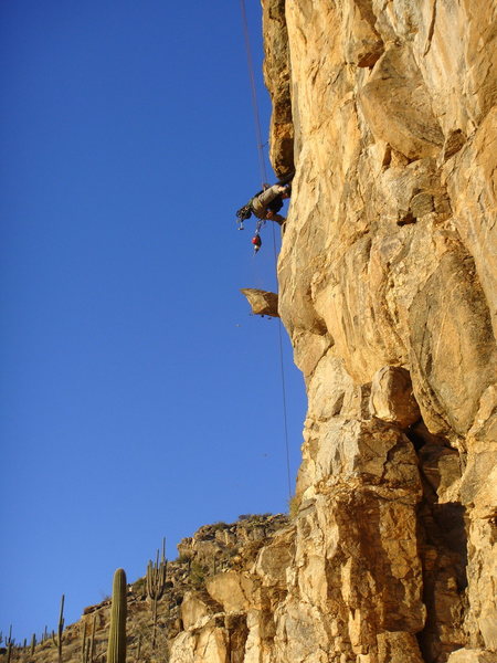 JB mega-chipping on the route MENTAL BLOCK.<br>
<br>
DO NOT LET JIM SCOTT SEE THIS PHOTO !<br>
<br>
Snapped by JoZee