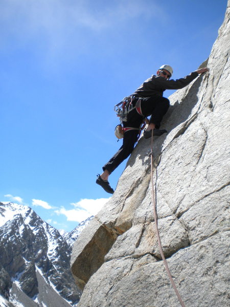 Third pitch of Three Hour Arete (5.10c)