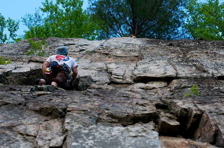 Looking up at the most excellent crux of the 2nd pitch.