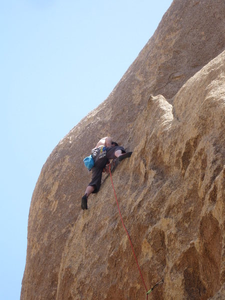 Andy fiddles in some gear before the thin face above.
