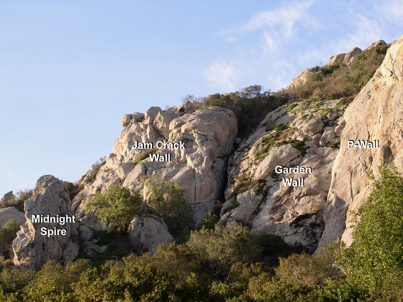 General Overview of the climbing areas left of P-Wall. Send me an e-mail and I'll send you a copy of the Bishop Peak e-Guide that has all the topos.