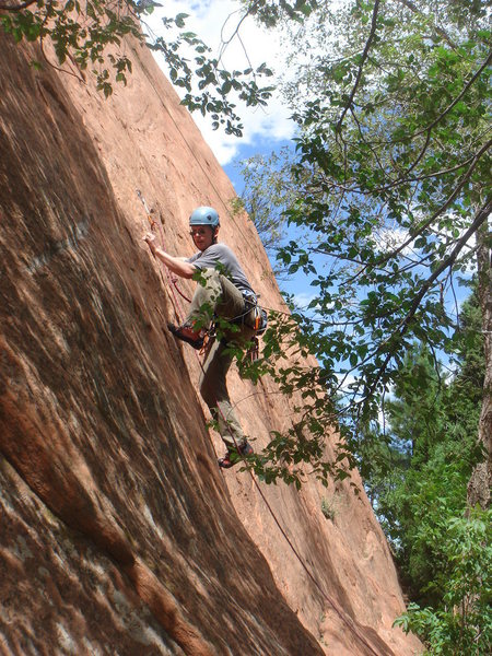 Brian Rowe leading Icarus.