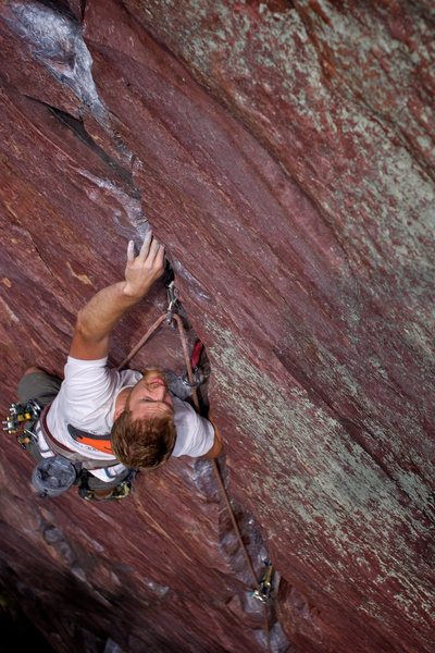 Kyle "The Whitesnake" Broadderick cruises through Upper Diagonal.