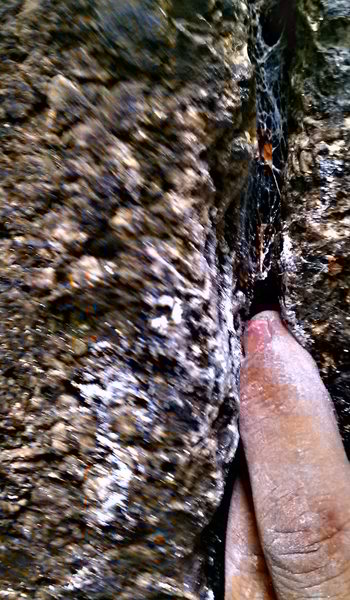 Center Right Crack