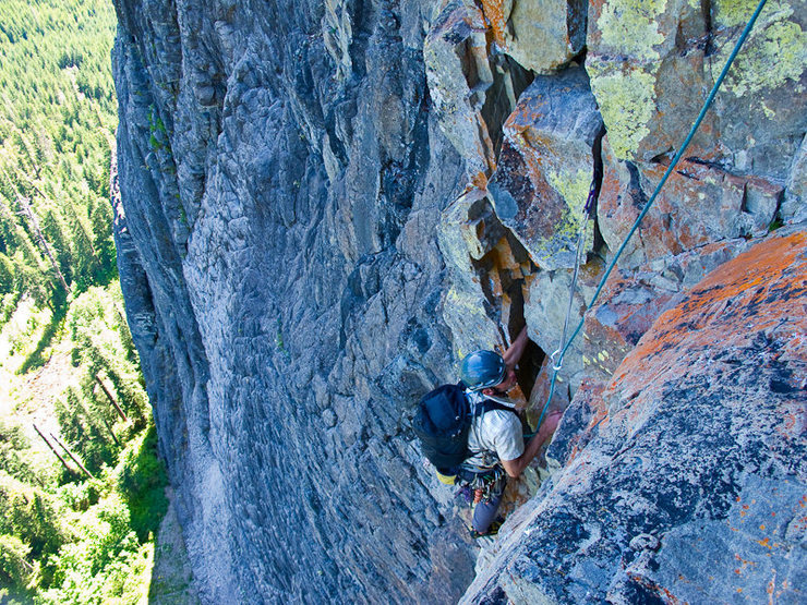 Jonny just through the crux on P5.