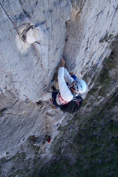 Rusty Baillie jams through the crux, pitch 3, Access Denied, El Potrero Chico.