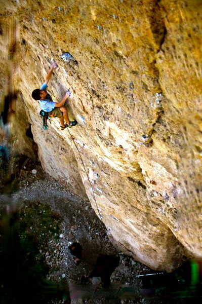 Stefan lavender climbing on EkV 12c in Ten sleep, Wy. Photo: Aaron Huey