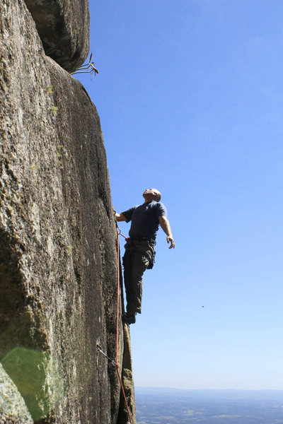 Climbing at Morro Anhangava in Southern Brasil.<br>
<br>
(photo by Isa Vellozo)