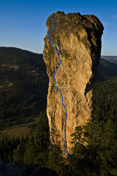 1st pitch: 5.10 fingers<br>
2nd pitch: 10+ face with bolts and mixed gear.<br>
3rd Pitch: 10a left angling and facing fingers corner to easy ramp traversing right to pins. Pull bulge to bolted chossy hands and pull a bulging corner on loose flakes (10+).<br>
4th pitch: 5.8 left angling crack to 5.7R slab.