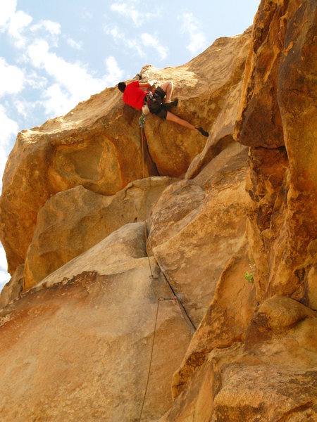 leading 'rollerball'. 10+ or 11- i cant remember. fun roof. the short arete to the left is an awesome route!