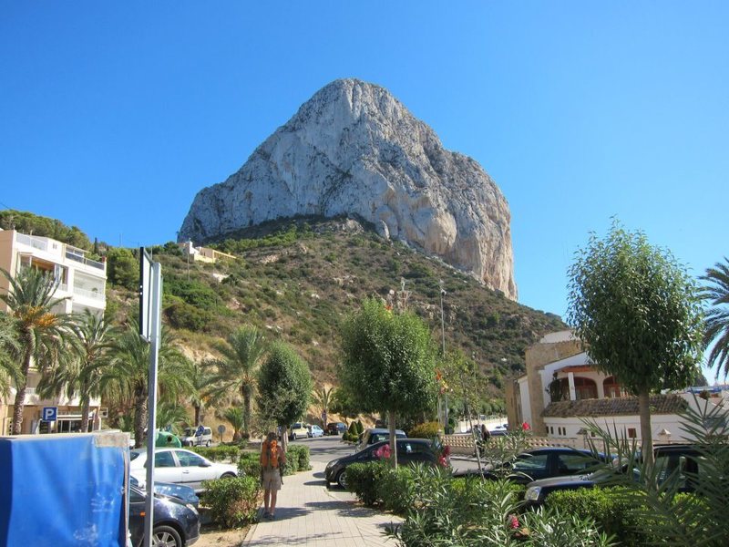 The Peñón de Ifach from the harbor at Calpe, post climb at beer-thirty...