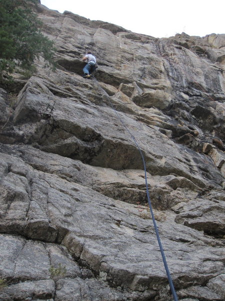 Mark Roth on Eagle Chick, getting ready for the start of the crux (hand traverse to mantle).