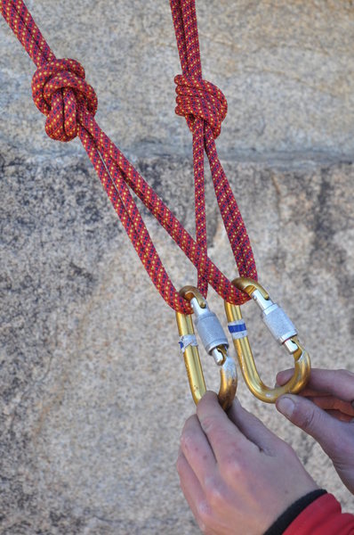 Doubled equalette<br>
(you'd want to oppose and reverse the carabiners for a TR set-up)