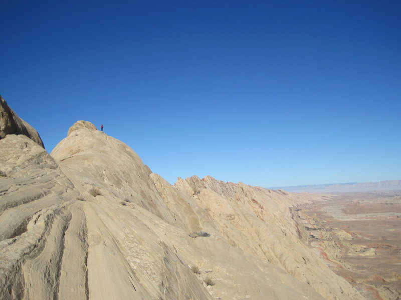 On the summit ridge. Photo A.Ross