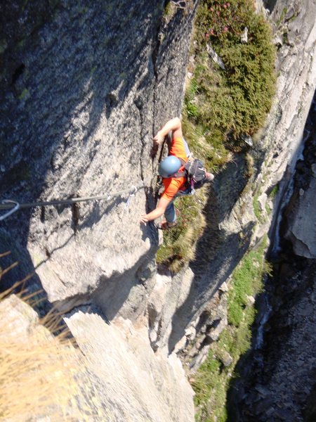 Zeichen der Freundschaft, in the thin upper section of pitch two (6a)